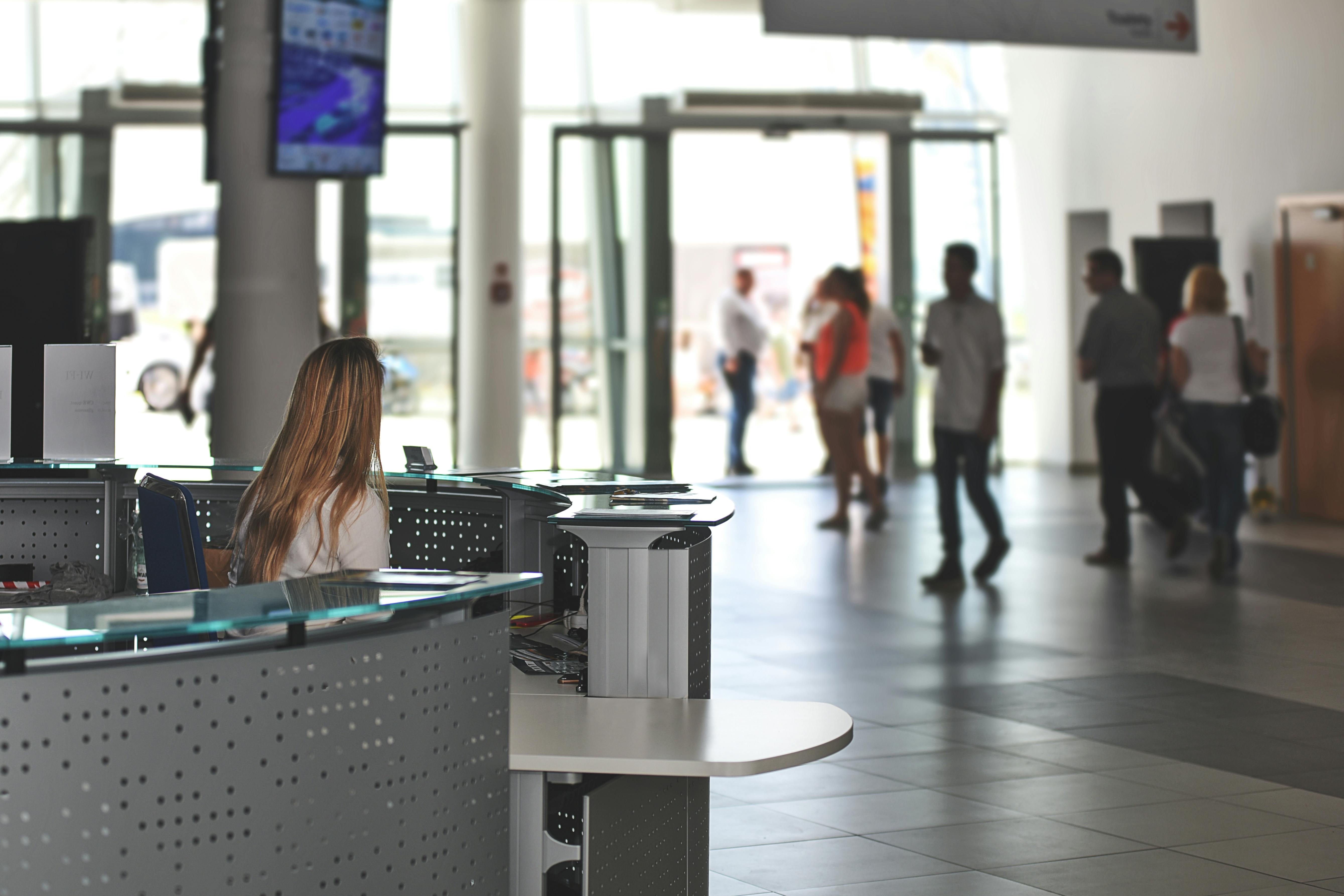 HIQ front-desk